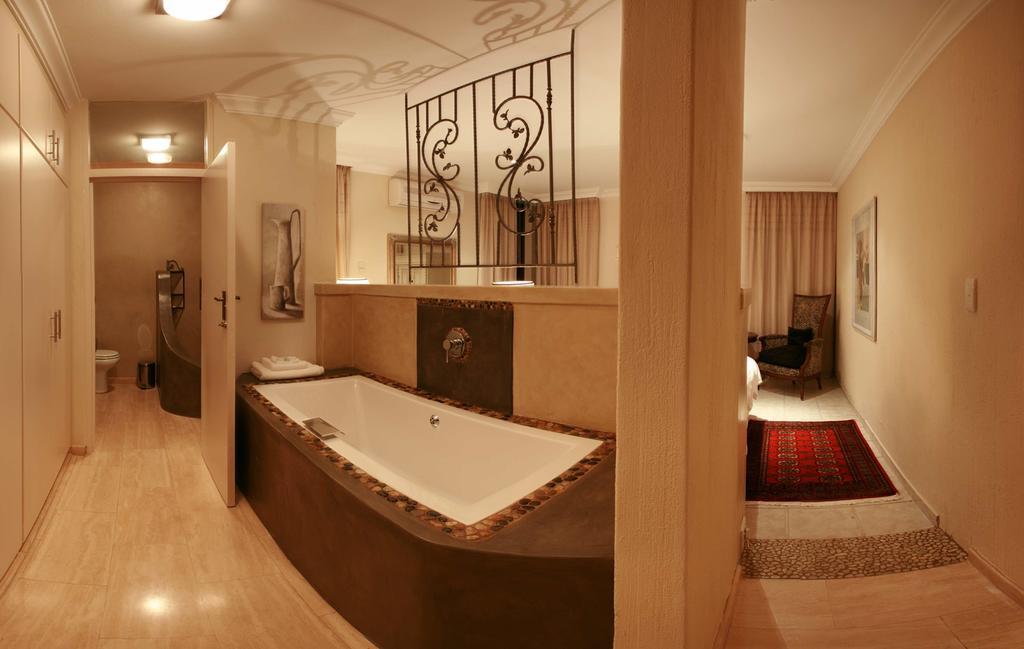 Lembali Lodge Luxury Guesthouse Дурбан Номер фото